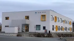Buvik skole, Skogn